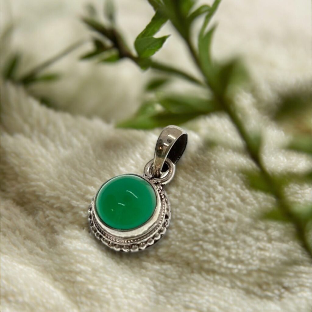 Green Agate　Pendant Top - ASHA KIRANA - なますて ぱりばーる